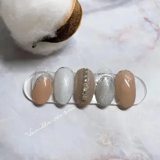 ネイル Vanilla ネイルサロン　西川口のネイルデザイン