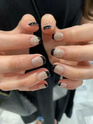 ネイル Shiori･:* 💫のネイルデザイン