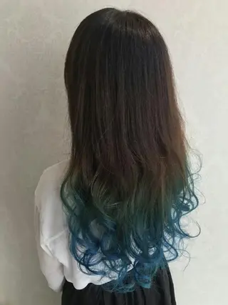 カラー 福田 武士のヘアスタイル