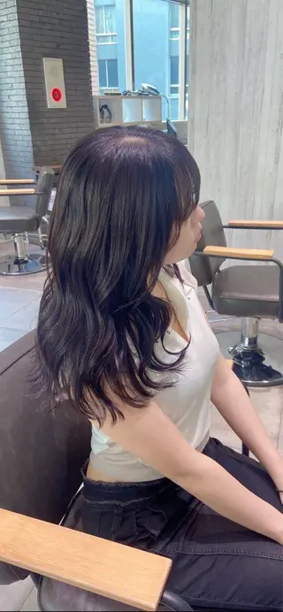 セミロング カラー 三浦 笑美のヘアスタイル