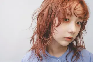 ミディアム カラー 夏果⭐︎fifth 天神 海外風パーマのヘアスタイル