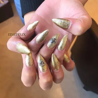 ネイル mureux ∵ayakaのネイルデザイン