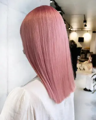 セミロング カラー レイヤー/透明感 カラー🌿KANTAのヘアスタイル