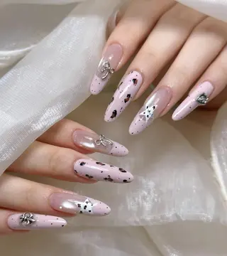 ネイル Hello Pretty Nail Salon所属・mini kikiのネイルデザイン