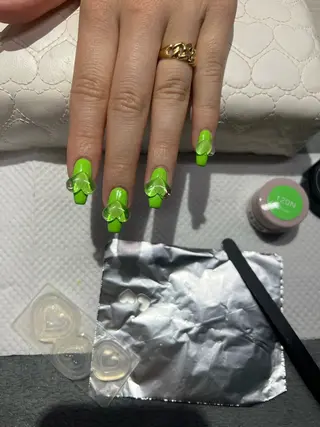 ネイル Nes.Nail所属・Miyagi Asamiのネイルデザイン