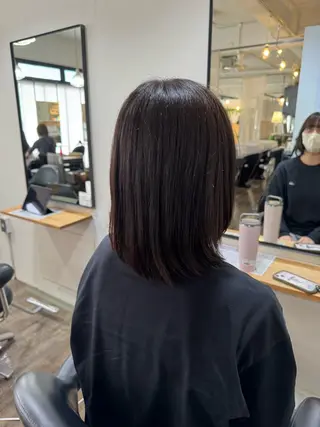 ミディアム 尾崎 由依のヘアスタイル