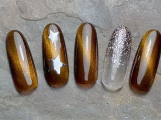 ネイル マジックミラー所属・マジック ミラーのネイルデザイン