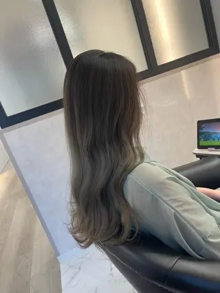 ロング カラー &chaLme   心斎橋所属・emi/髪質改善/ 韓国風/艶カラーのヘアスタイル