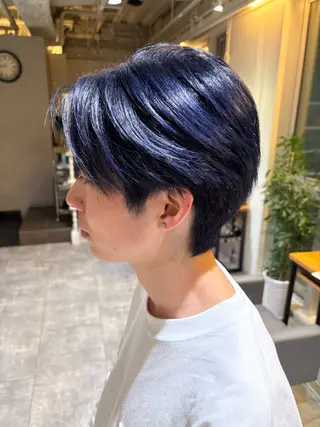 カラー アシスタント はりんのヘアスタイル