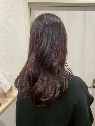 ロング カラー 山本 優音のヘアスタイル