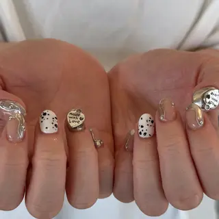 ネイル Chizuru ☾ ໋のネイルデザイン