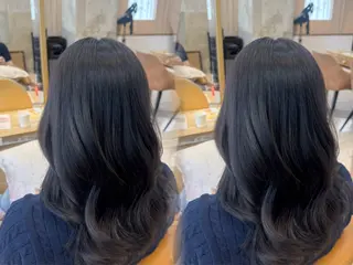 セミロング カラー 橋本 りくのヘアスタイル