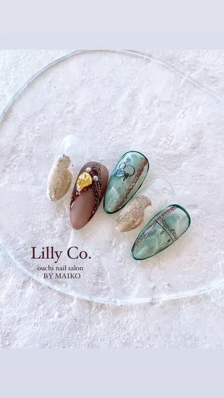 ネイル Lilly Co.のネイルデザイン