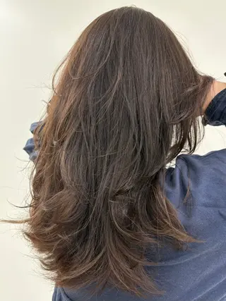 ロング PULSE yokohama所属・横浜駅/韓国レイヤー カット/髪質改善のヘアスタイル