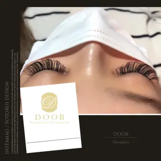 マツエク・マツパ lucida 新宿所属・金子 紗也加のマツエク・マツパデザイン