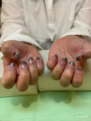 ネイル Raviy新宿店所属・やまだ ななせのネイルデザイン