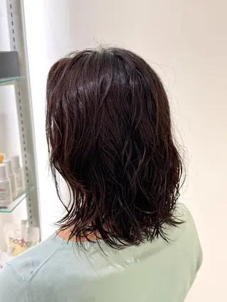 ミディアム パーマ mod's hair 新宿サウス店所属・新津 七海のヘアスタイル