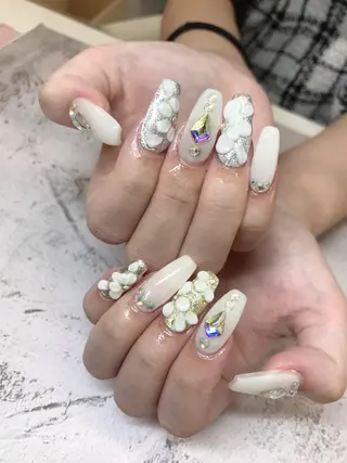 ネイル RI SA☀️ リサのネイルデザイン