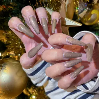 ネイル Bonnal所属・Manamǐ 個性派のネイルデザイン