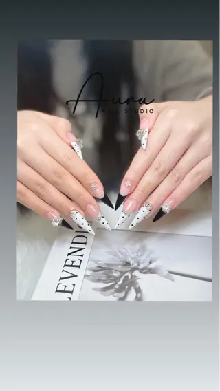 ネイル Aura Nail Studioのネイルデザイン