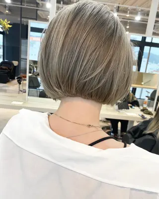 ショート カラー パーマ ヘアアレンジ ネイル マツエク・マツパ アイブロウ 井上 一平のヘアスタイル