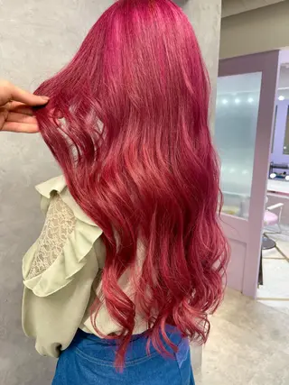 ロング カラー オフホワイトアンドなんば所属・福西 洋斗のヘアスタイル