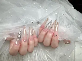 ネイル ENsalon AKIRAのネイルデザイン