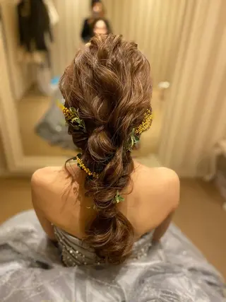 ロング ヘアアレンジ ヘアアンドメイクムタ 新居のヘアスタイル