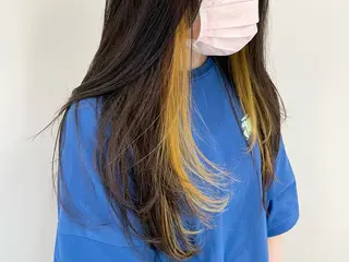 ロング 牧田 彩香のヘアスタイル