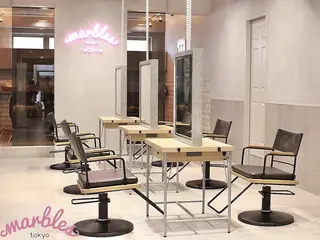 ミディアム マーブル東京 三軒茶屋 美容室のヘアスタイル