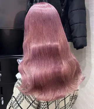 ロング カラー Hina🐣 elubylovisのヘアスタイル