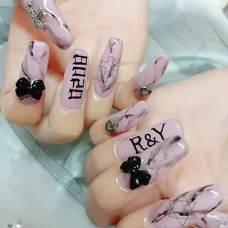 ネイル 柘植 祐子のネイルデザイン