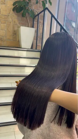 ミディアム 暖色ｶﾗｰ/ﾚｲﾔｰ ｶｯﾄ/Yunaのヘアスタイル