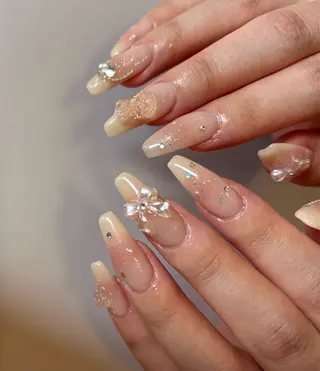 ネイル Nailsalon Olu所属・ネイリスト Nanaのネイルデザイン