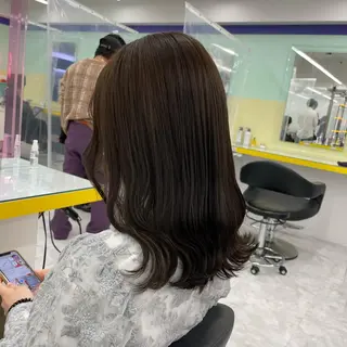 セミロング カラー ヘアアレンジ ☁️縮毛矯正✖️ 透明感☁️りくのヘアスタイル