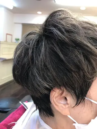 ショート カラー パーマ 桧山 真のヘアスタイル