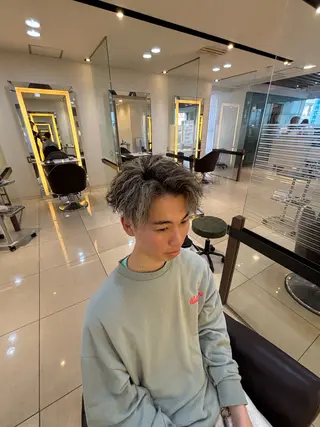 カラー パーマ メンズ 辻野 光希のヘアスタイル