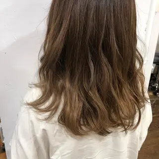ミディアム カラー ブリーチなしで透け感 暖色カラーボブaoiのヘアスタイル