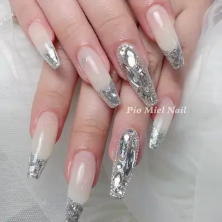 ネイル Pio Mielのネイルデザイン