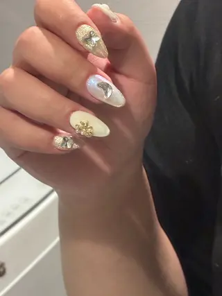 ネイル 鄭 津のネイルデザイン