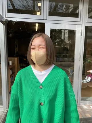 カラー wewe: momoeのヘアスタイル