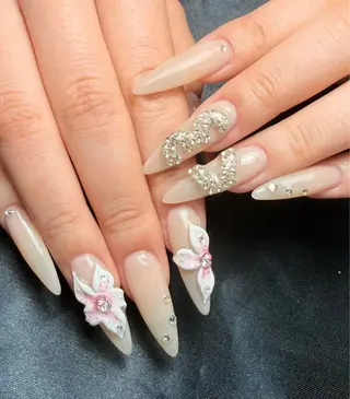 ネイル Tini ANA.CHUOのネイルデザイン