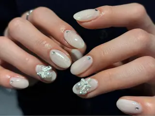 ネイル uri☺︎︎ natsumiのネイルデザイン