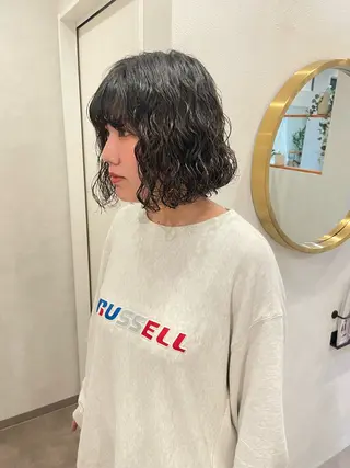 ショート パーマ Lita. hairdesign所属・kako ／透明感カラー🤍のヘアスタイル