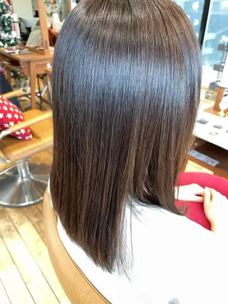 セミロング 山本　恵 (やまもと  けい)のヘアスタイル