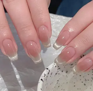 ネイル RAFFINE 月🦋🩵のネイルデザイン