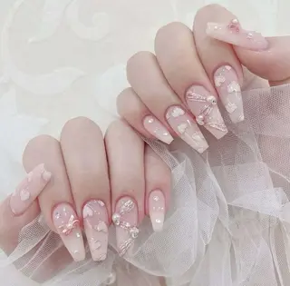 ロング Bling Salonのネイルデザイン