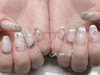 ネイル 芦辺 香奈のネイルデザイン