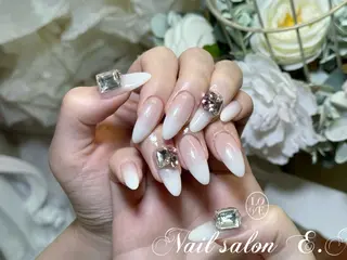 ネイル E.N🦋 長さ出し/持ち込みのネイルデザイン