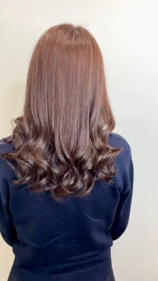 セミロング カラー ViVi by freedomのヘアスタイル